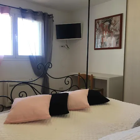 Aria Della Petra 公寓 *